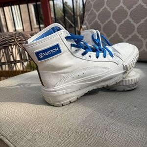 LV sport shoes